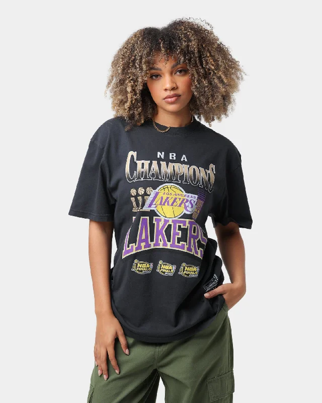 Mitchell & Ness Los Angeles Lakers Champs Short Sleeve T-Shirt Black Asymmetrical Pockets Print