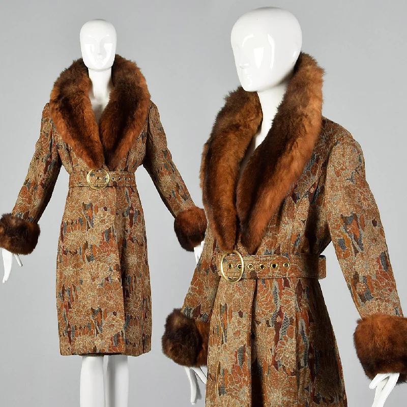1970s Tapestry Coat with Large Fur Collar Insulated Snow Jacket