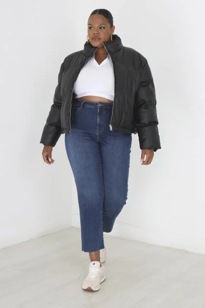 PLUS SIZE BLACK MATTE FAUX LEATHER PADDED COAT Flowy Lightweight Kimono