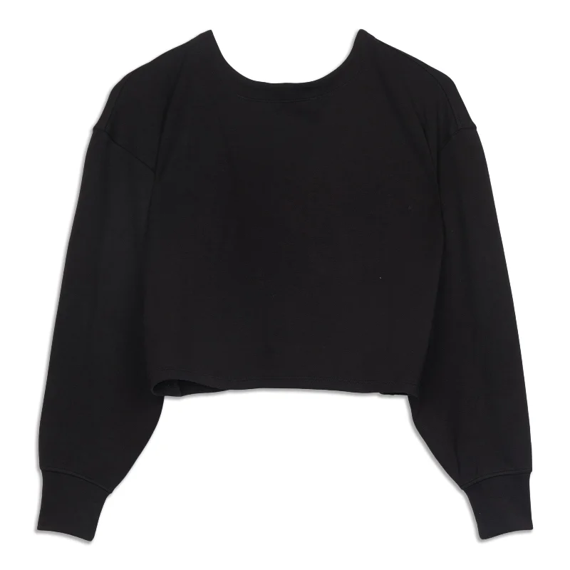 Twist Back-to-Front Pullover Short Puff Sleeve