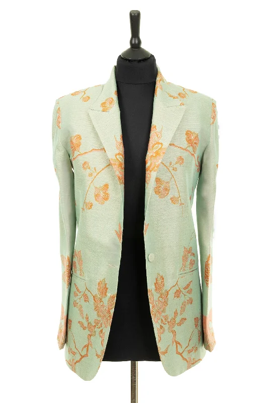 Classic Blazer in Eggshell Women's Short Blazer