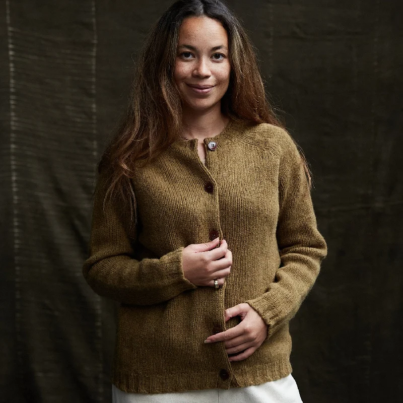 Womens Coast Cardigan - Lambswool - Asparagus Zippered Front Buttoned Front Snap Front