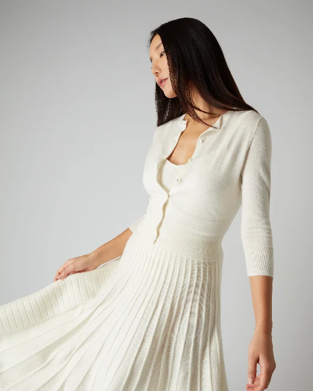 Women's Darcie Superfine Cashmere Cropped Cardigan New Ivory White Spandex Blend Rayon Blend Denim Blend Women's Darcie Superfine Cashmere Cropped Cardigan New Ivory White Spandex Blend Rayon Blend Denim Blend